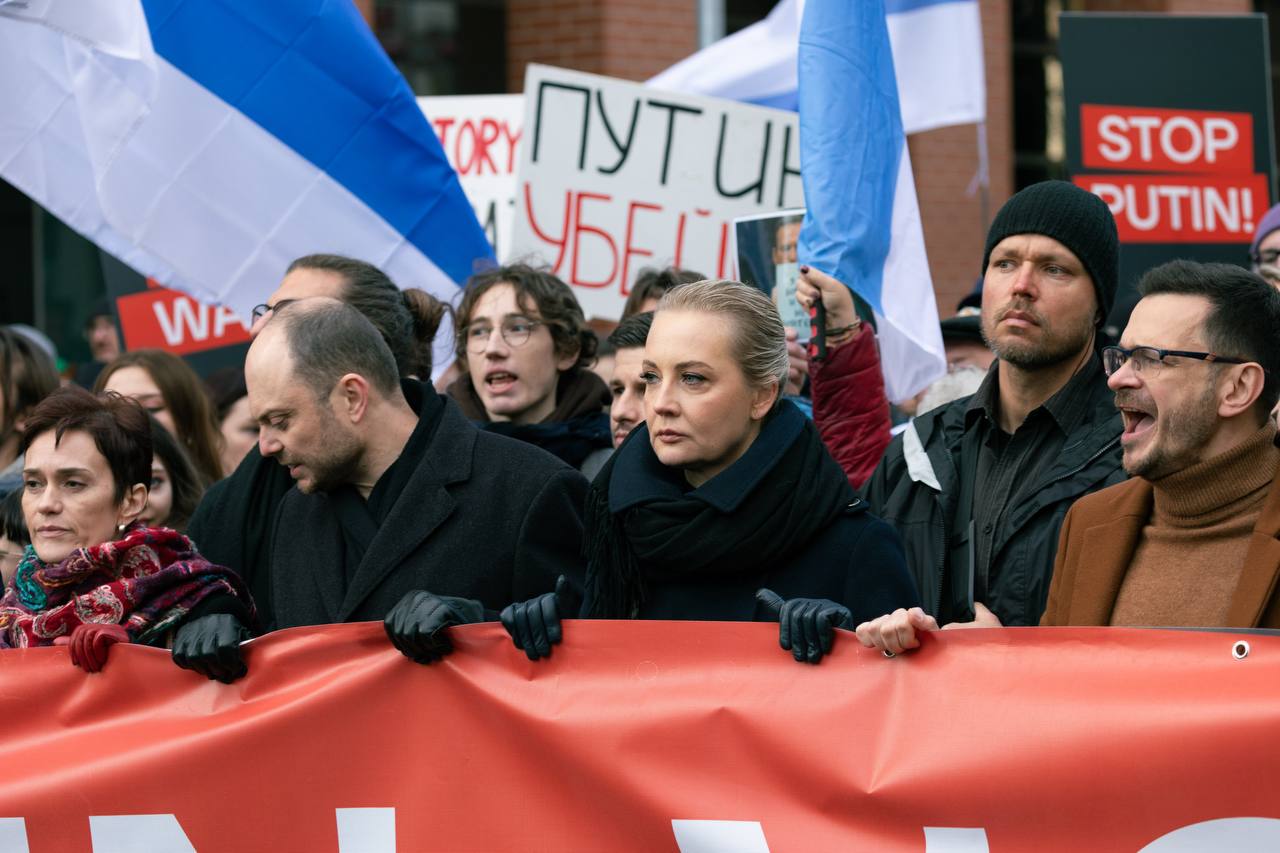 Appeal to Canada to Protect Russians Fleeing Repression